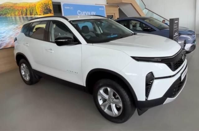 Tata Harrier, Safari discounts increase up to Rs 2.75 lak...
